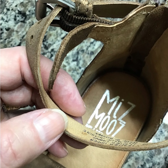 Miz Mooz LeatherAnkle Strap Sandals “Sunday” 8.5/9 Distressed Bronze. - Picture 3 of 6